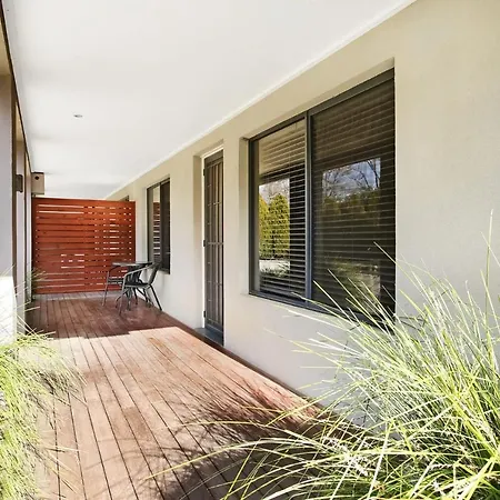 Grevillea Gardens Unit 8 Bright Exterior photo